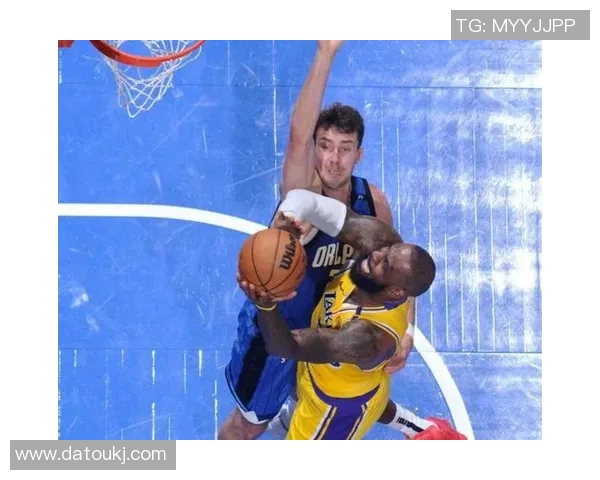 07赛季湖人对决魔术的经典对抗与精彩瞬间回顾 07赛季湖人对决魔术的经典对抗与精彩瞬间回顾