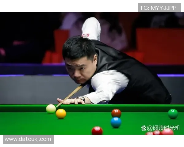 2007年丁俊晖与汉密尔顿的巅峰对决回顾与精彩瞬间解析 2007年丁俊晖与汉密尔顿的巅峰对决回顾与精彩瞬间解析