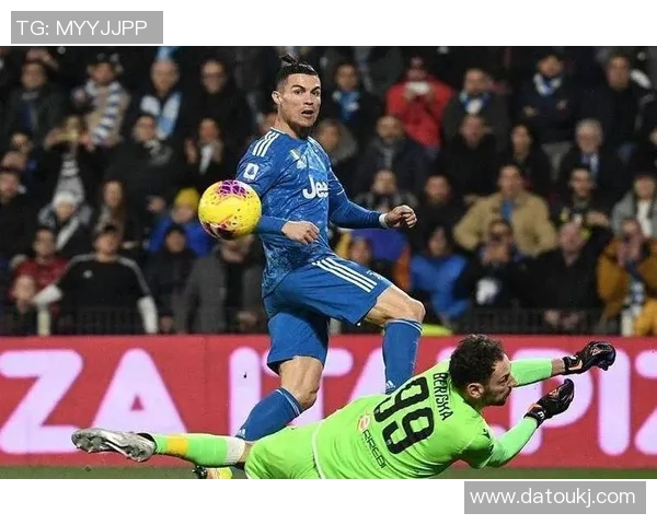 C罗领衔对决斯帕尔足球盛宴再度上演激情碰撞 C罗领衔对决斯帕尔足球盛宴再度上演激情碰撞