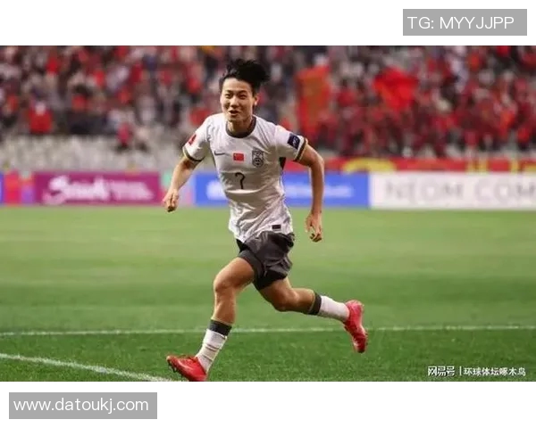 中国与韩国足球友谊赛将于3月23日激情对决期待精彩瞬间再现 中国与韩国足球友谊赛将于3月23日激情对决期待精彩瞬间再现